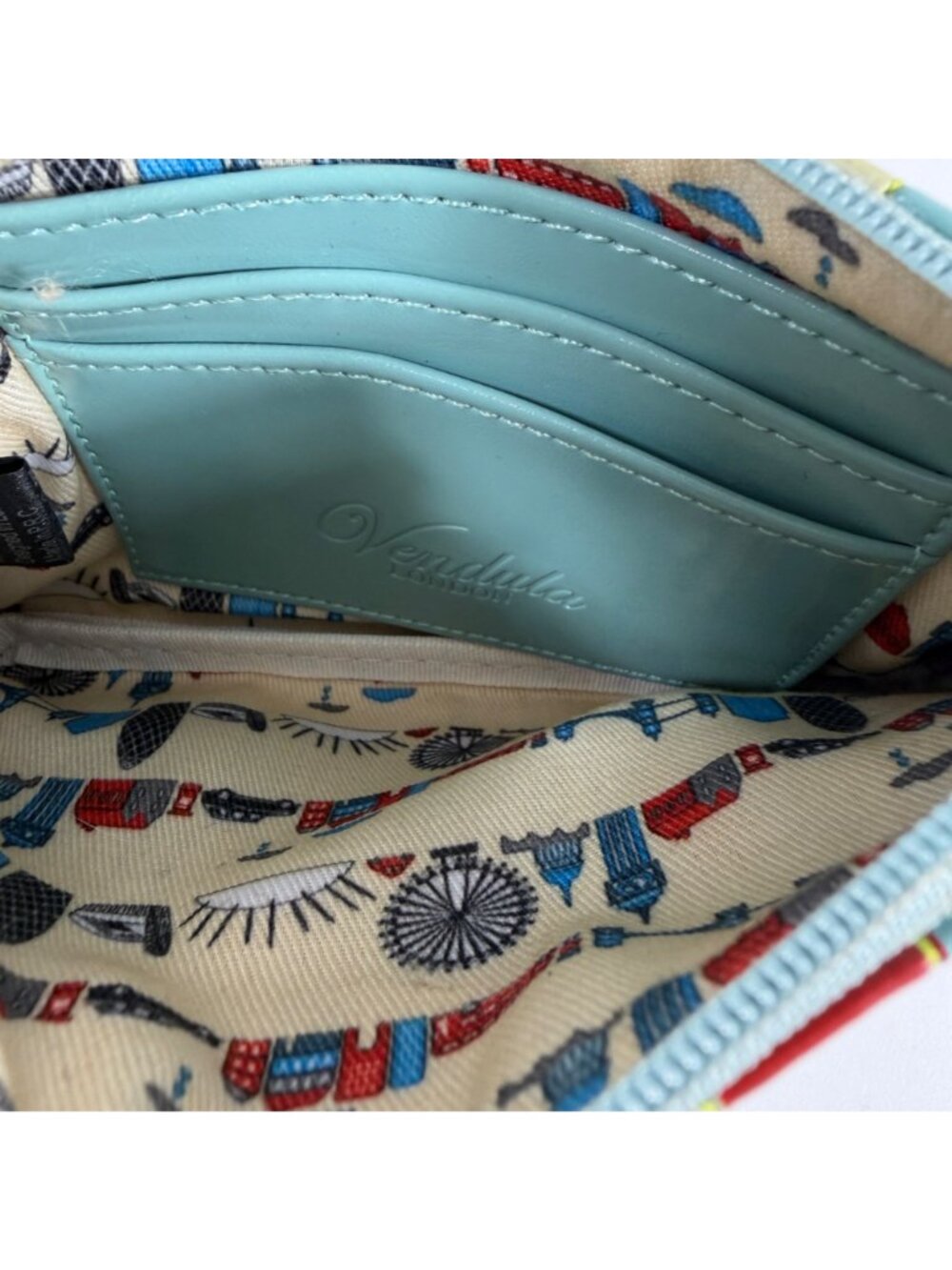 Vendula London Tea Rooms Design Wallet w/ Keychain Faux Leather Multi-Color - Picture 5 of 7